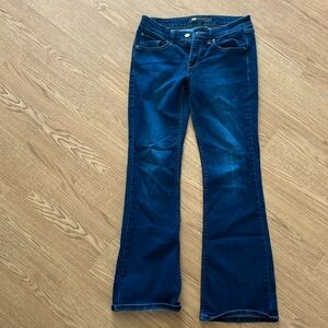 Levi’s 518 Bootcut Jeans Size 7